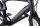 Detailansicht des entnehmbaren Akkus am Urtopia Carbon 1 mit geöffnetem Akkuschacht und Carbonrahmen.