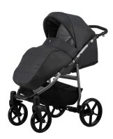 Kinderwagen in leicht schräger Seitenansicht, sichtbar mit Sonnenverdeck, Sicherheitsbügel, Vier-Rad-Fahrgestell und geräumigem Unterkorb.