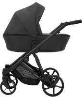 Ansicht von Links eines modernen Kinderwagens mit...
