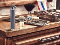 Beper P304CAP001 Haarschneider & Barttrimmer im Barbershop auf der Kommode