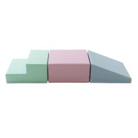 Bunte Schaumstoffbausteine in verschiedenen Formen und Farben