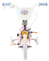 Kinderfahrrad mit Korb, pinker Rahmen und weißen Reifen
