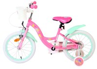 Rosa Kinderfahrrad mit Korb, weißen Reifen und bunten Details