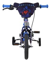 Dreirad mit Superman-Motiv, blauer Rahmen und stabilen Hinterrädern