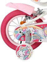 Kinderfahrrad mit pinken Reifen und Einhorn-Motiv auf dem...