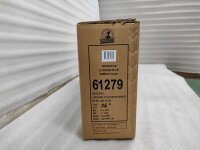 Braune Kartonverpackung mit Produktinformationen und lila Farbe