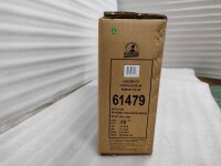 Kartonverpackung mit Produktinformationen in lila Farbe und Maßeinheiten