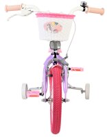 Kinderfahrrad in Lila mit pinkem Korb und bunten Reifen