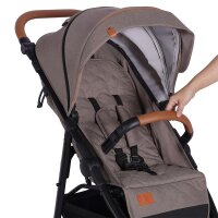 Kinderwagen mit braunem Bezug und verstellbarem Sonnenverdeck