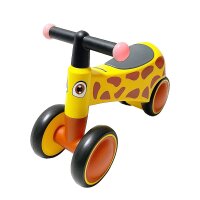 Gelbes Kinderfahrzeug mit Giraffenmuster und stabilen Rädern