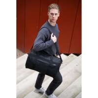 NORLÄNDER Dull PU Sporttasche - Luxus Reisetasche & Weekender aus wasserabweisendem Vegan-Leder - Eco Lining aus recyceltem PET - 39L Volumen - Unisex