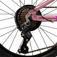 Rosa Fahrradrahmen mit Shimano Schaltwerk und Kettenblatt...