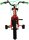 Rotes Kinderfahrrad mit grünen Griffen und Stützrädern von hinten sichtbar