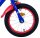 Buntes Kinderfahrrad mit rotem Vorderreifen und blauer Gabel