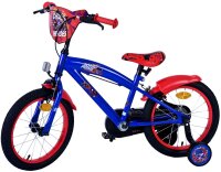 Blaues Kinderfahrrad mit roten Akzenten und Stützrädern