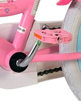 Rosa Fahrradpedal mit silberner Achse und weißem Reifen